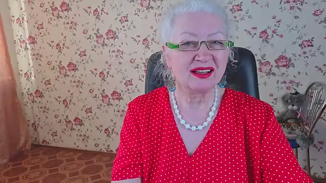 Maya Mayflower online show from 04-07-26, 03:19