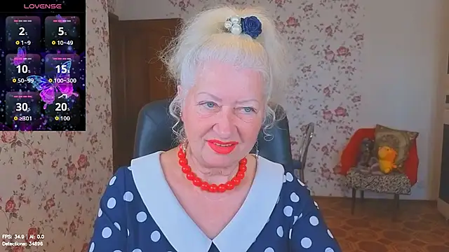 Maya Mayflower online show from 06-30-26, 03:17