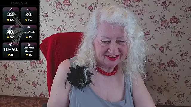 Maya Mayflower online show from 04-30-26, 03:13