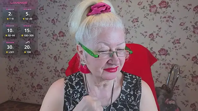 Maya Mayflower online show from 02-10-26, 03:05