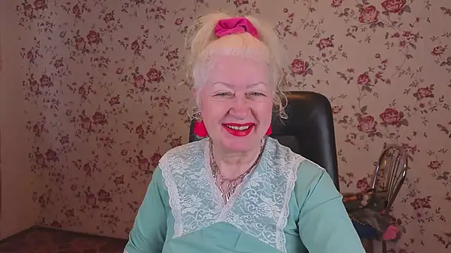 Maya Mayflower online show from 03-24-26, 03:06