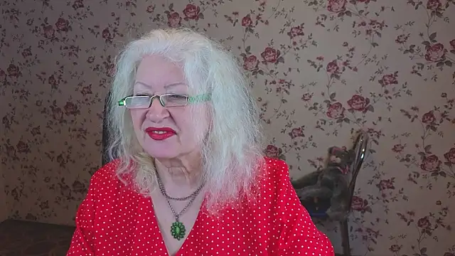 Maya Mayflower online show from 01-10-26, 03:13