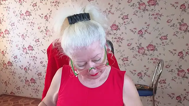 Maya Mayflower online show from 11-14-25, 05:22