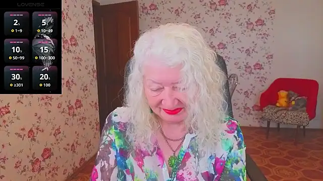 Maya Mayflower online show from 05-25-26, 03:06