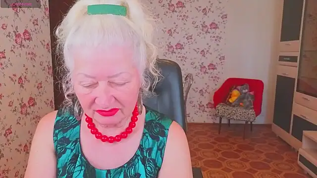 Maya Mayflower online show from 05-30-26, 03:46