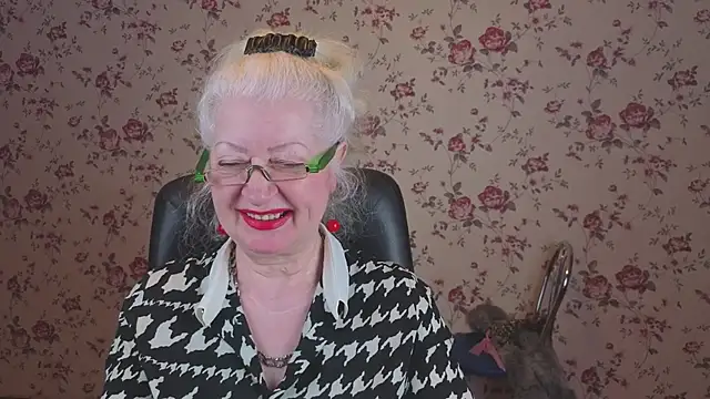 Maya Mayflower online show from 03-02-26, 02:56