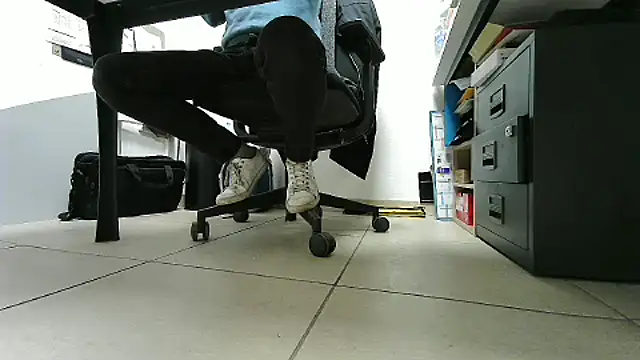 GM51-1988 online show from 10-22-25, 04:17