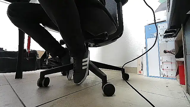 GM51-1988 online show from 01-12-26, 04:25