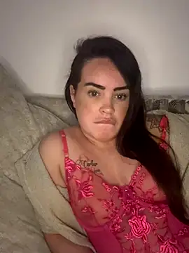 Snapshot of Sophie_23XX chatting on 11-23-25, 05:12 Sophie 23XX online show from 11-23-25, 05:12