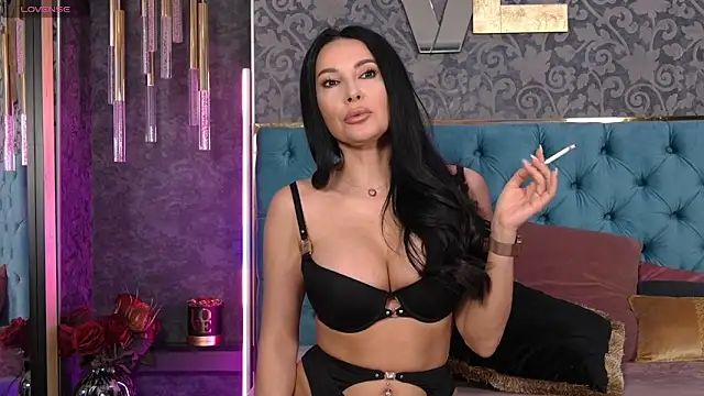 Vanessao1 online show from 04-07-26, 07:21