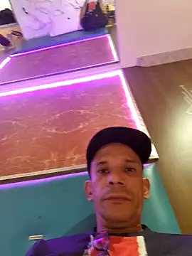 karlossan24 online show from 02-14-26, 09:15