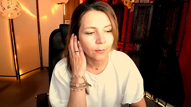 NicoleHitman online show from 05-22-26, 02:15