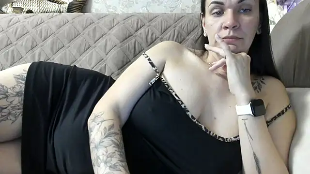 Miss Vici online show from 05-03-26, 07:39