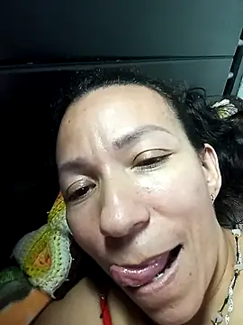 Snapshot of Antonela45 chatting on 03-19-25, 01:32 Antonela45 online show from 03-19-25, 01:32