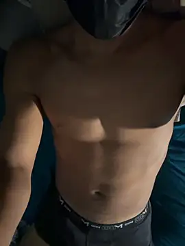 Snapshot of maxx777 chatting on 09-08-25, 08:52 maxx777 online show from 09-08-25, 08:52