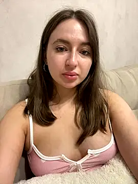 AlisaQSky online show from 10-12-25, 05:20