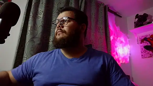 Edmund98 online show from 12-19-25, 01:31