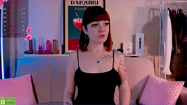 Ashley Nicks online show from 12-22-25, 01:50