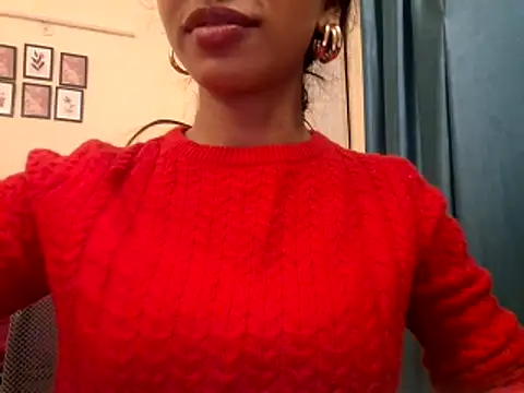 Queen Ayeshaa online show from 11-10-25, 06:46