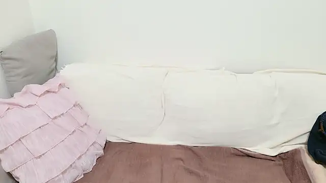 pppYukaqqq online show from 11-29-25, 10:48