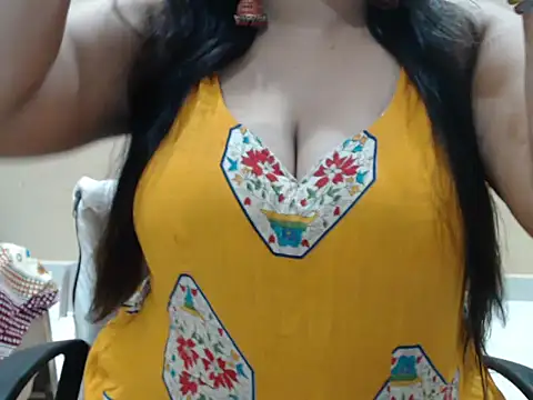 Surjeet Kaur online show from 06-25-26, 02:09