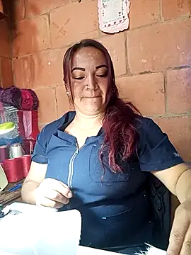 isis milove online show from 03-07-26, 12:32