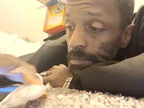 Snapshot of BadazzRXL chatting on 09-29-25, 07:59 BadazzRXL online show from 09-29-25, 07:59