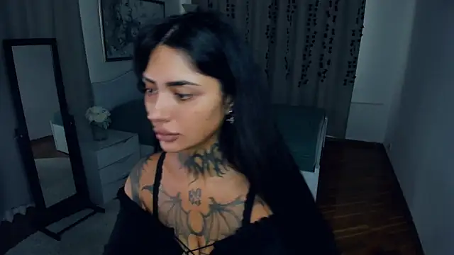 Snapshot of CharimgSabrina chatting on 09-19-25, 06:17 CharimgSabrina online show from 09-19-25, 06:17