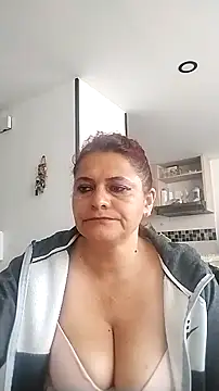 BiancaSteel online show from 11-07-25, 01:04