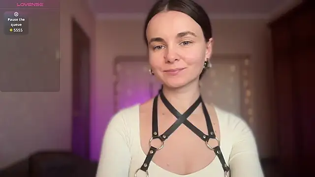 lanaloulou online show from 09-21-25, 01:49