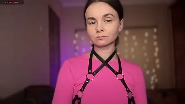 lanaloulou online show from 10-21-25, 10:09