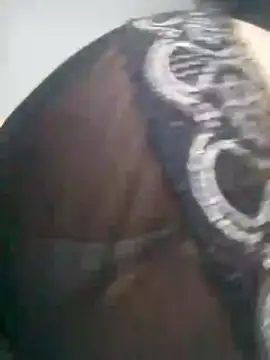 Sandra42 online show from 12-23-25, 09:19