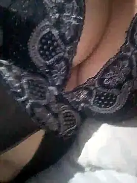 Sandra42 online show from 10-19-25, 10:45