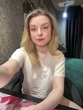 Lina ly online show from 03-22-25, 02:03