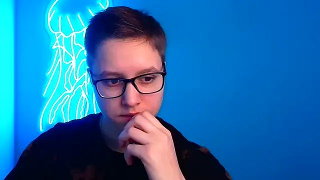 Bella Swannn online show from 03-11-25, 06:19