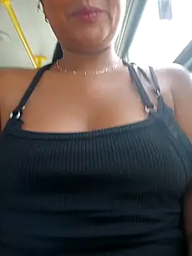 Ariana Rodriguez online show from 11-20-25, 03:12