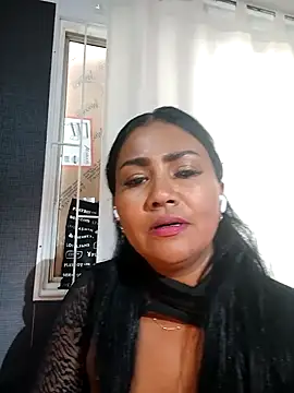 Ariana Rodriguez online show from 10-16-25, 03:09