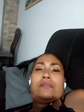 Ariana Rodriguez online show from 10-04-25, 02:24