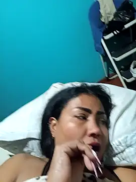 Ariana Rodriguez online show from 11-21-25, 03:16