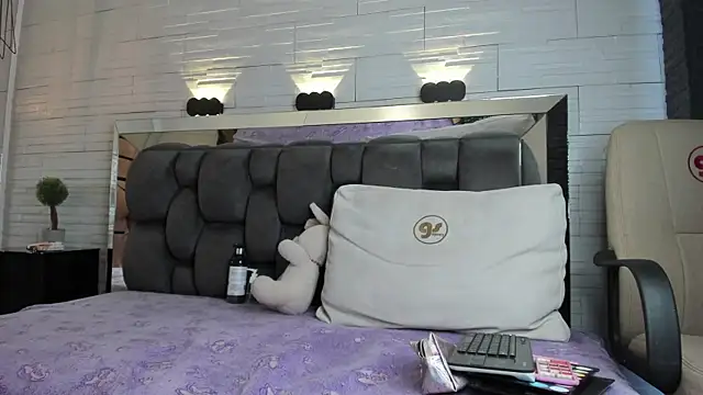 jade heartt online show from 11-13-25, 06:34