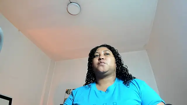 Ayliinn  online show from 11-25-25, 02:45