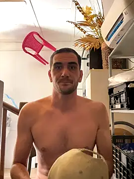 Snapshot of Anthopassif84 chatting on 09-30-25, 11:16 Anthopassif84 online show from 09-30-25, 11:16