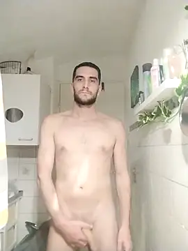 Snapshot of Anthopassif84 chatting on 03-09-25, 10:41 Anthopassif84 online show from 03-09-25, 10:41