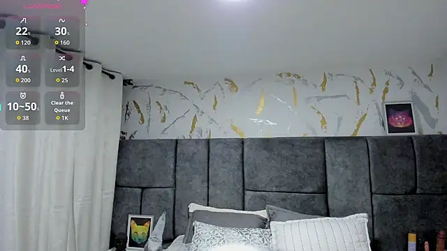 Cristal Velle online show from 11-28-25, 12:38