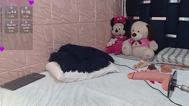 Aleska128 online show from 04-04-26, 08:54