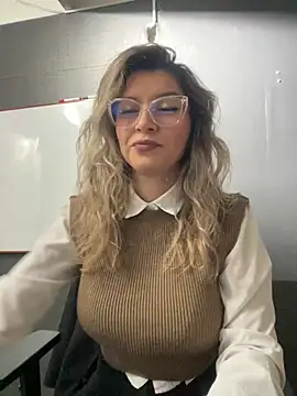 Isabella Varella online show from 02-02-26, 12:59