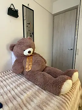 ZaraLuuv online show from 03-18-26, 06:09