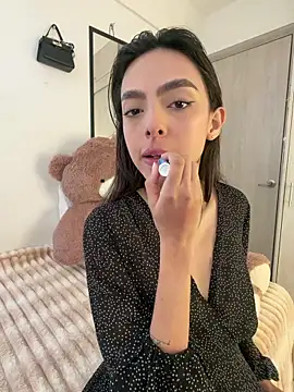 ZaraLuuv online show from 03-24-26, 06:19