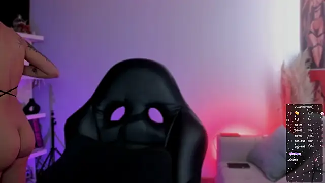 Saraa Desiree online show from 10-18-25, 04:20