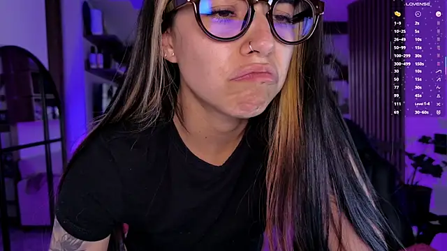 Saraa Desiree online show from 03-30-26, 09:27